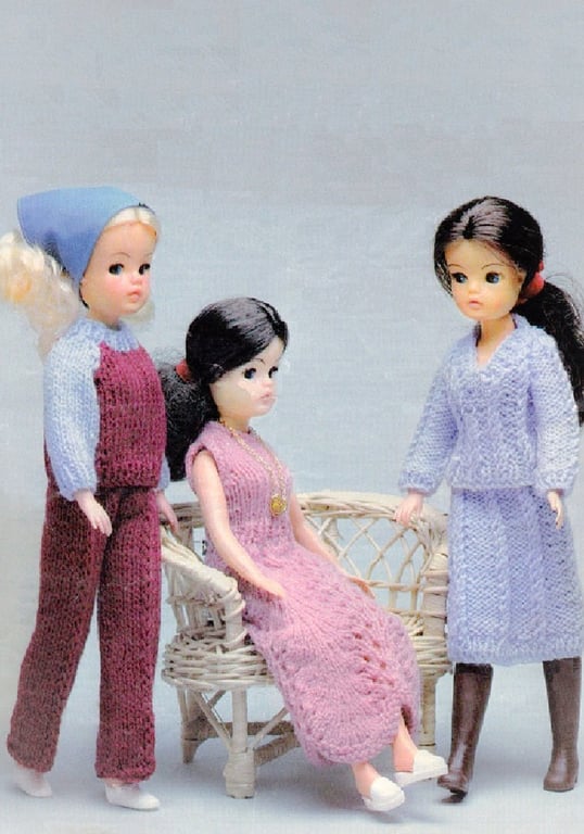VINTAGE KNITTING PATTERN PDF Dolls Clothes