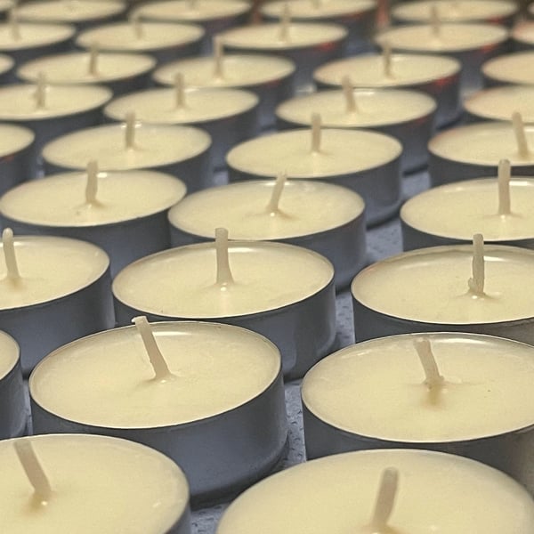 Hand Poured Soy Wax Tealights Long Burn Unscented Candles for Home Weddings