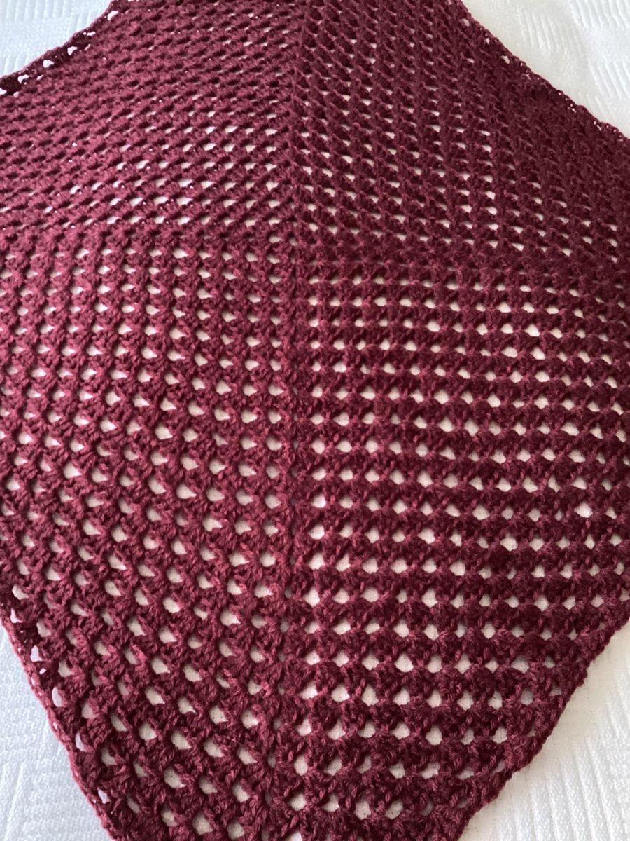 CROCHET BLANKET HANDMADE IN A MAROON COLOUR APPROX 30x30" or 77x77cm