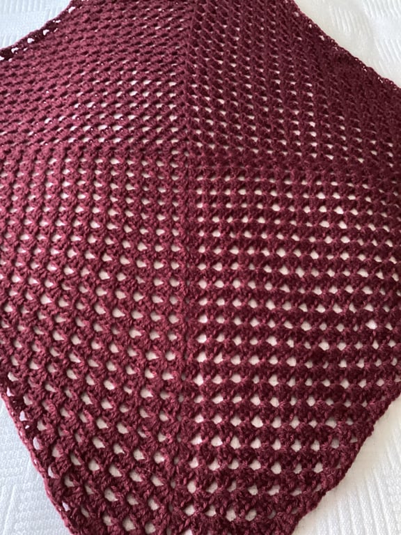 CROCHET BLANKET HANDMADE IN A MAROON COLOUR APPROX 30x30" or 77x77cm