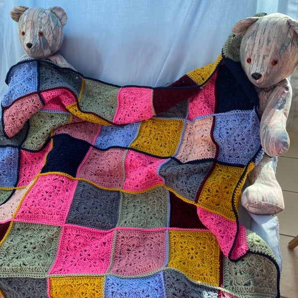 Granny Square Blanket. Gift for Man or Woman. Country look for a Pretty Cottage