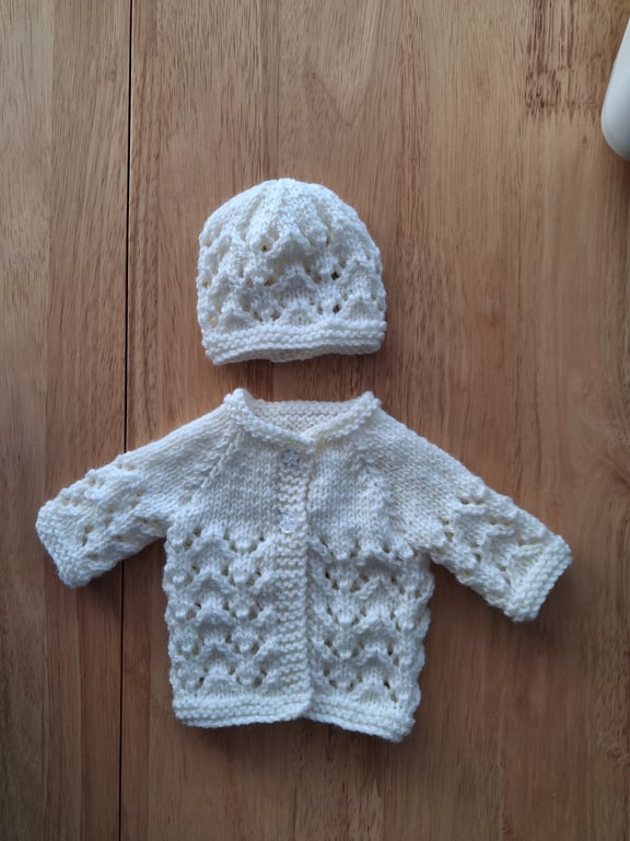 Hand Knitted Doll Cardigan And Hat Set In Cream Soft Acrylic Yarn (A14c)
