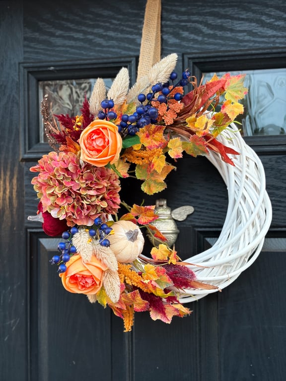 40cm Luxury Autumn Wreath with Hydrangea, Pumpkins & Berries