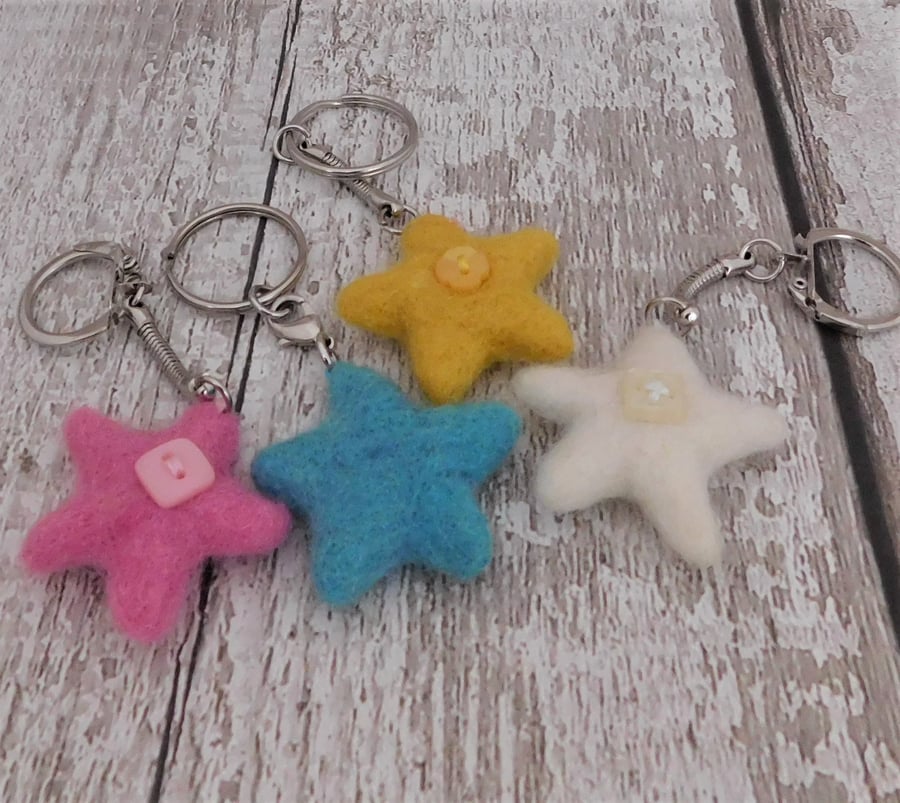 Star keyring,keychain,needle felted,felt star,bag accessories