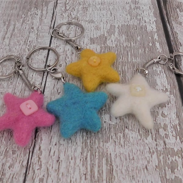 Star keyring,keychain,needle felted,felt star,bag accessories