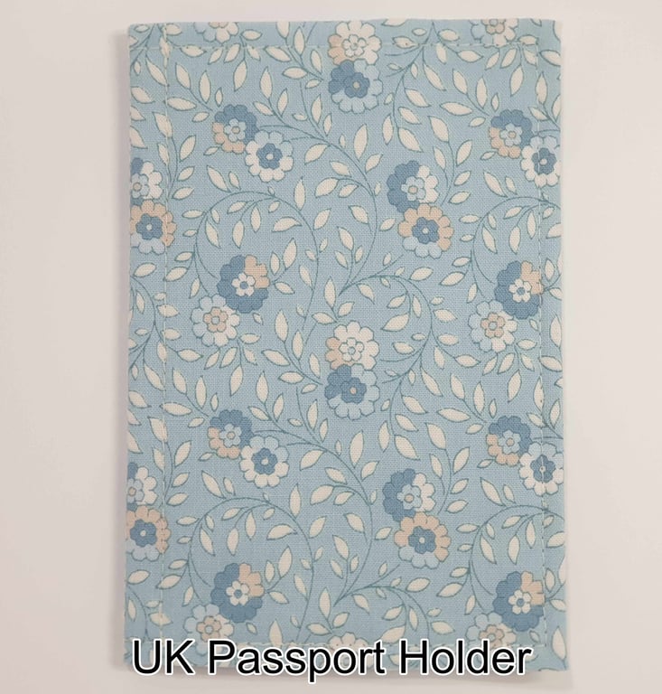 Liberty of London Fabric UK Passport Holder – 003