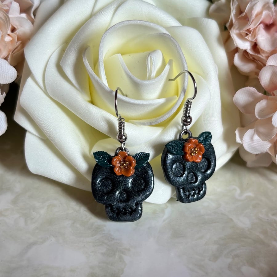 Black skull earrings