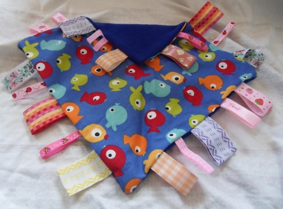Fish Tag-blanket toy (3)