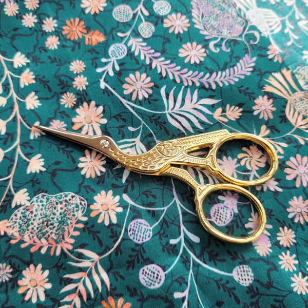 Stork Gold Embroidery Scissors