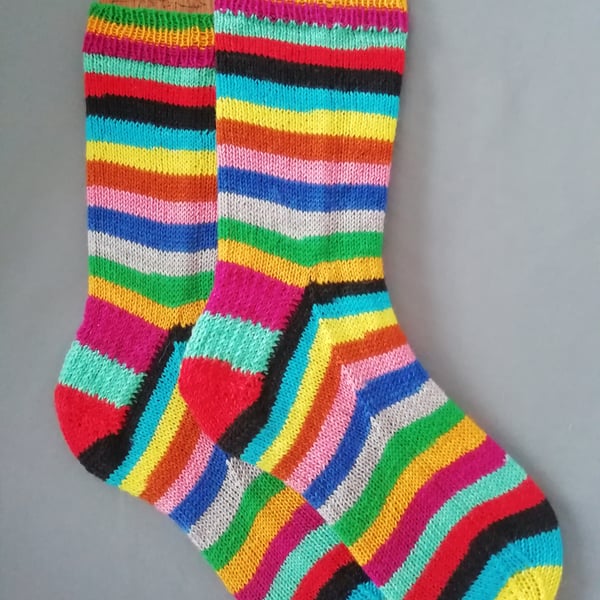Socks, hand knitted, MIND THE GAP, Medium, size 5-6