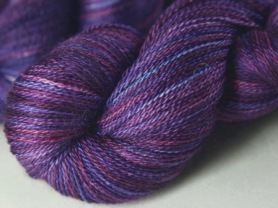 Royal Affair - Silky superwash merino laceweight yarn