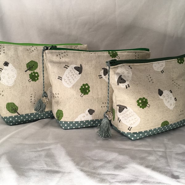 Country Look Zipped Bag. A Project, Cosmetics or Storage bag with Sheep Design.