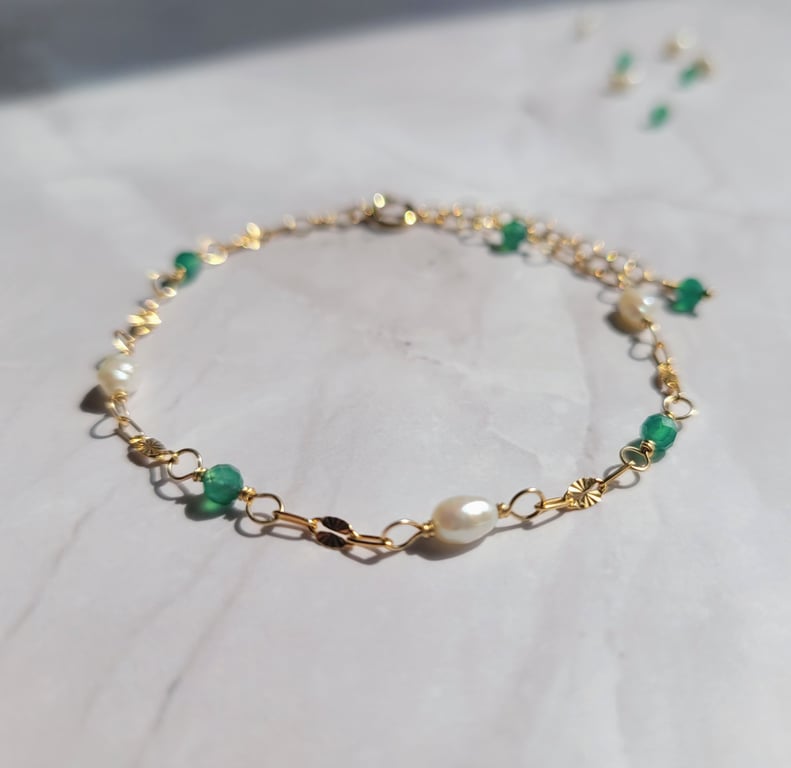 Green Onyx and Pearl Bracelet 14kt Gold Filled, Green Gemstone Bracelet