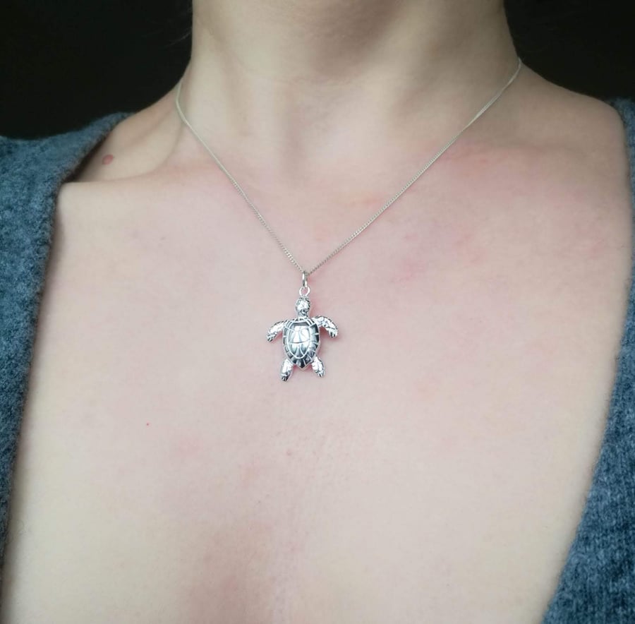 Sterling Silver Sea Turtle Pendant Necklace