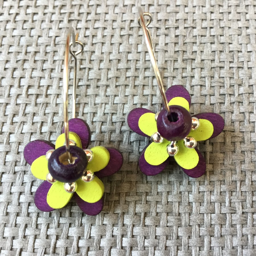 “Blackberry and Lime” flower earrings
