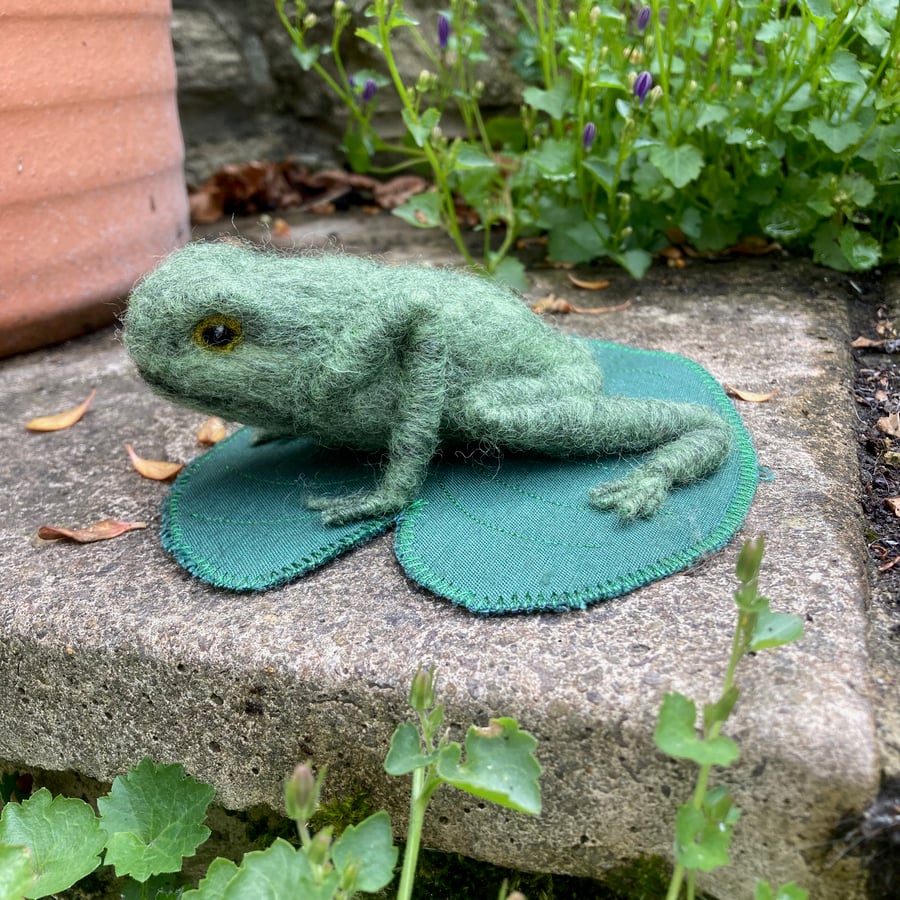 Needle felted frog on lily pad