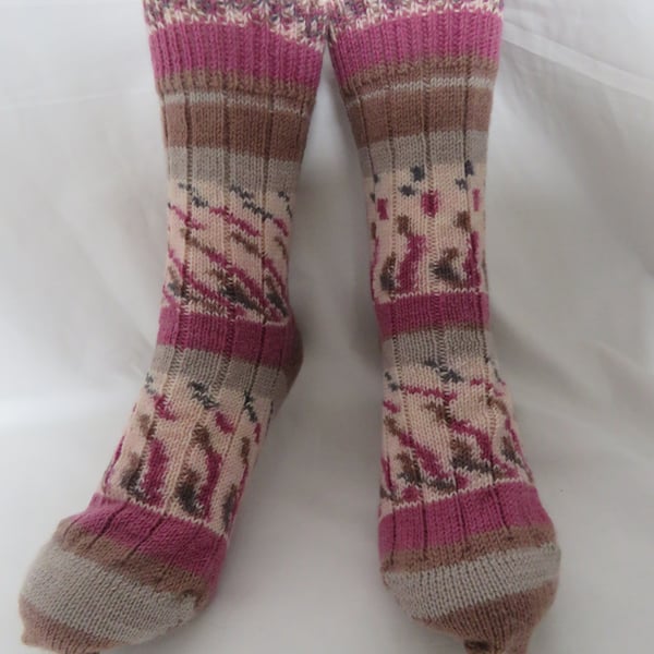 Hand-cranked Knitted Ribbed Wool Socks Size 6 to 7