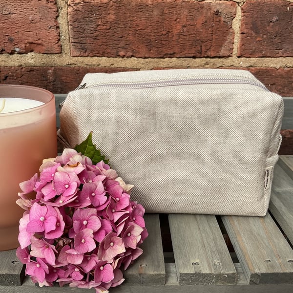 Beige Linen Look Box Pouch