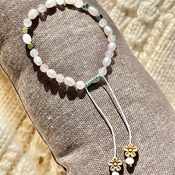 Freshwater Pearl and Rose Quartz Bracelet