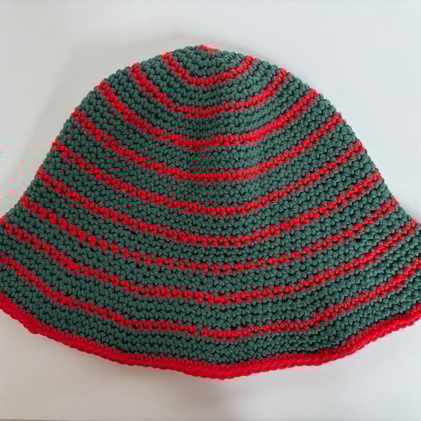 Crocheted Summer Hat 