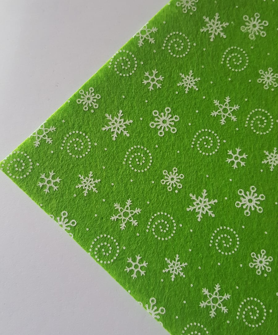 1 x Printed Felt Square - 12" x 12" - Snowflakes & Swirls - Bright Green 