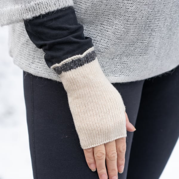 Winter in the Glen Lambswool Fingerless Winter White Gloves. Texting gloves.