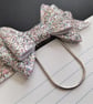 White & multi-colour glitter bow paperclip book mark planner accessory - Image 2