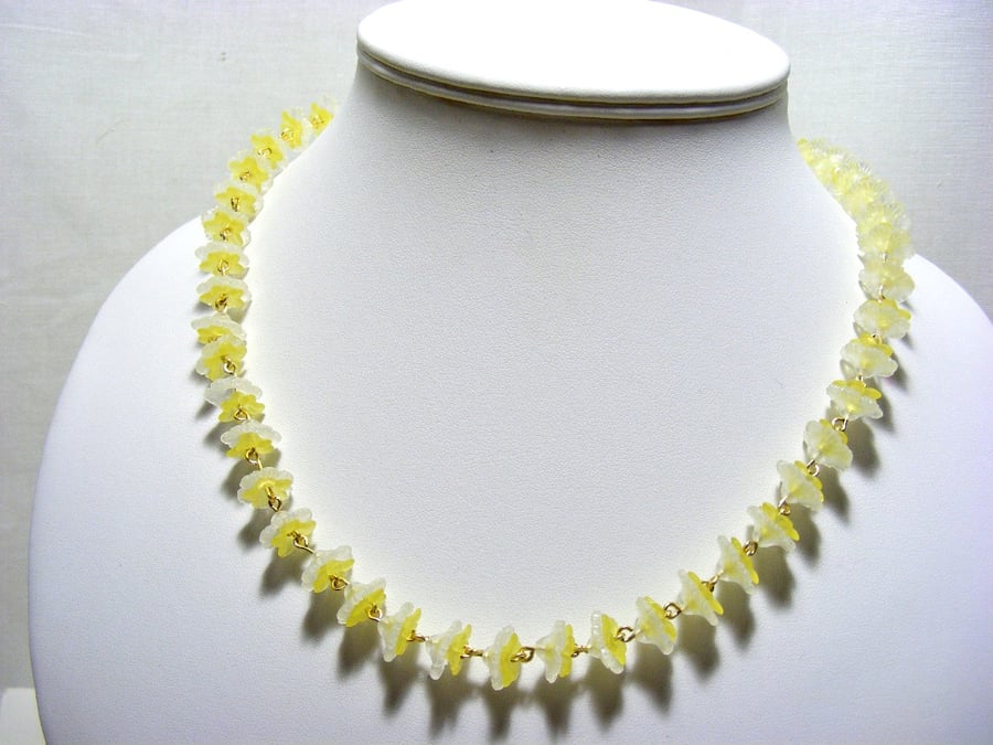 Daisy Chain Necklace