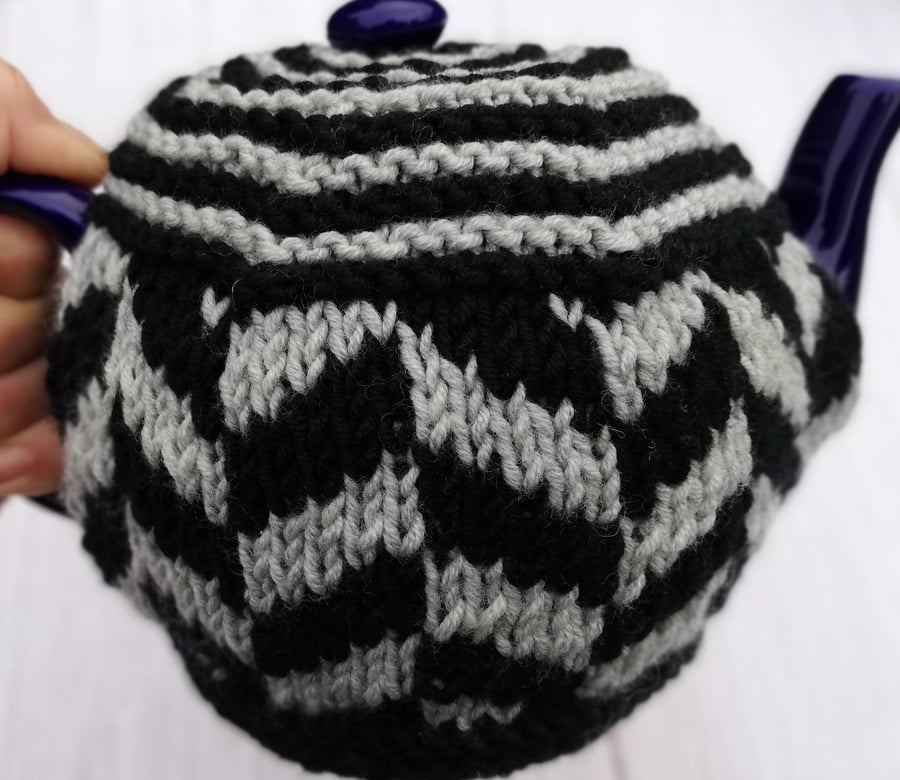 Stylish, Merino Wool, Hand Knitted, Tea Cosy in Grey and Black Shevrons.