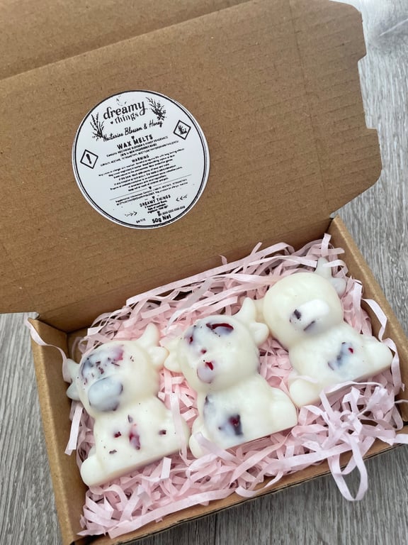 Nectarine blossom and honey highland cow wax melts