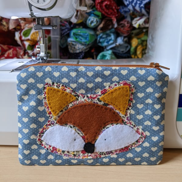 Fox Appliqué Purse - Hearts