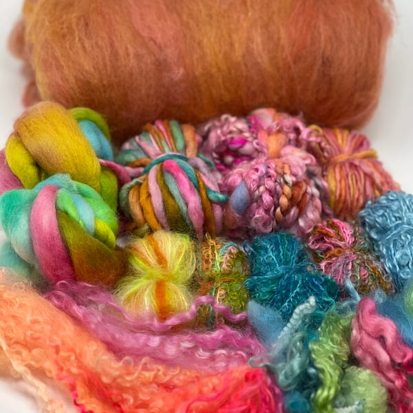 Scarf Kit: Peach Luxury Textured Wool Felt Scarf Kit