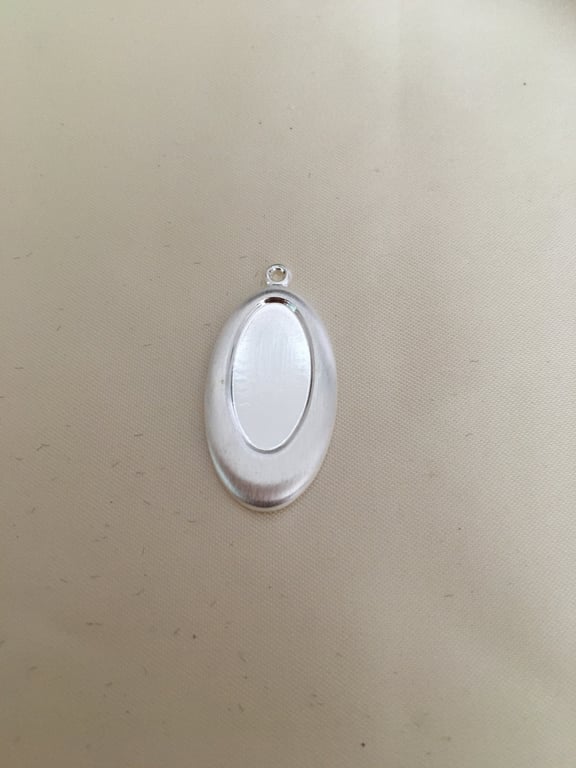 Small Oval Pendant Setting - S38