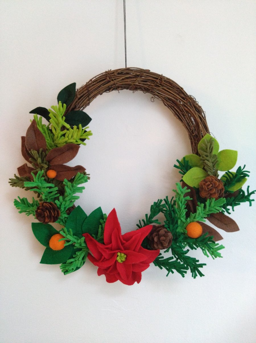 Felt Flowers Xmas Wreath