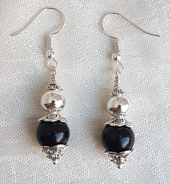 Beautiful Darkness and Light Earrings - Silver tones