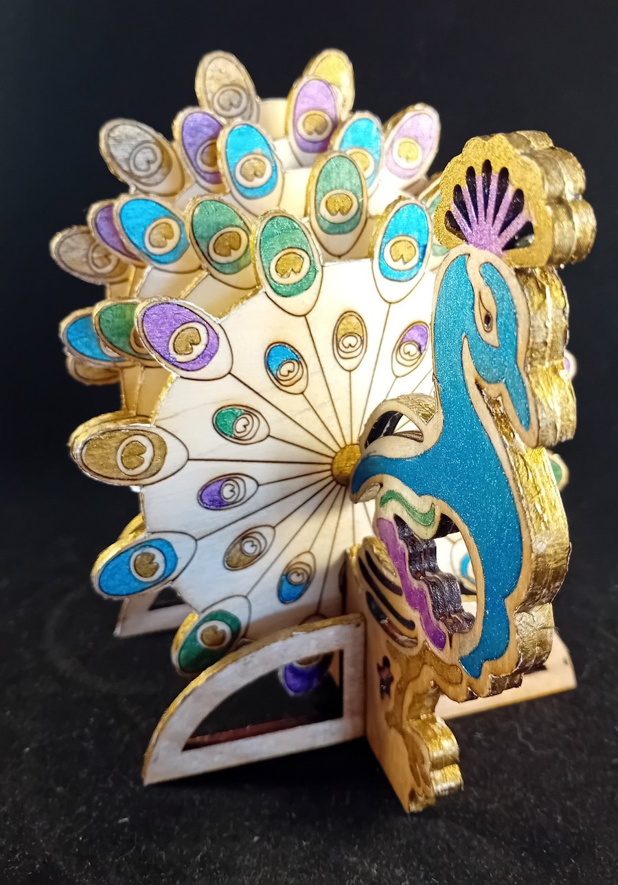 Peacock Coaster Stand. 5 Coasters. Multi-coloured Peacock. Tablewear. Drinks.