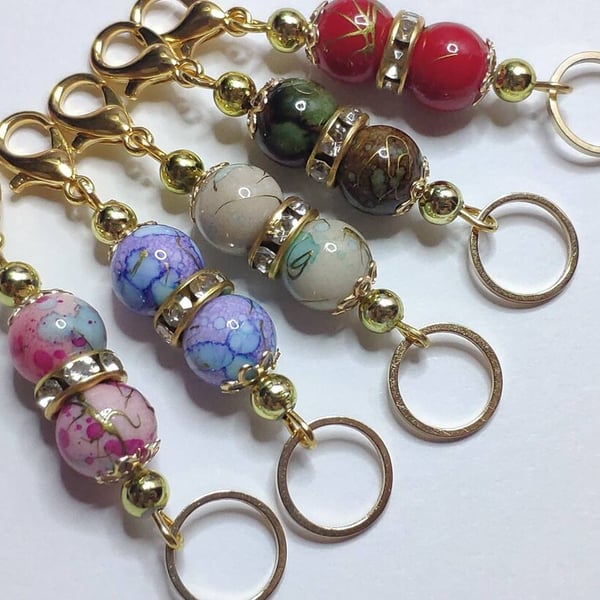 Double ended stitch markers for knitting and crochet