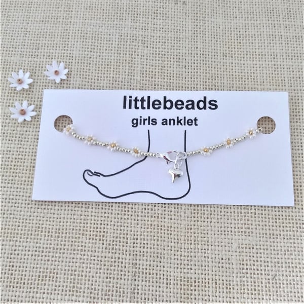 Pearl, Gold and Silver Daisy Beaded Anklet