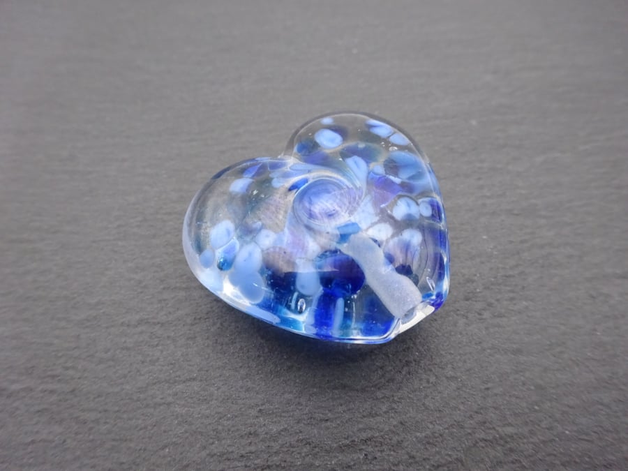 lampwork glass beads, blue heart focal