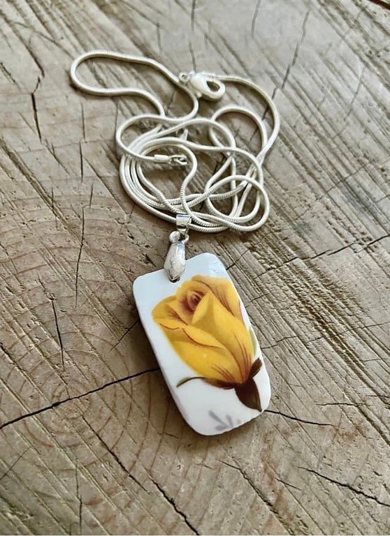 Yellow rose vintage crockery pendent necklace on sterling silver chain.