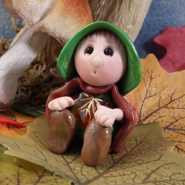 RESERVED FOR KIM Tiny Seated Gnome 'Duncan' OOAK Sculpt Ann Galvin