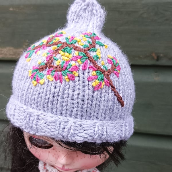 Dolls Hat, Embroidered Collectable Dolls Hat