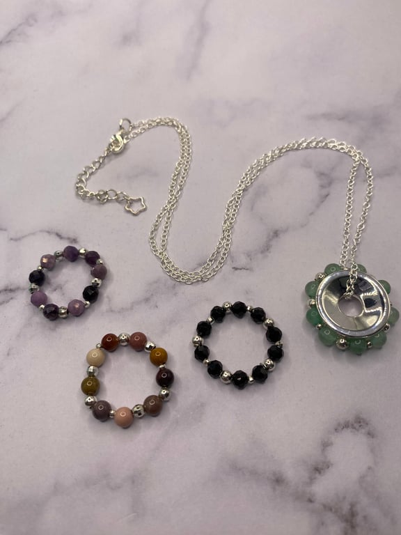 4 Looks in 1 silver plated pendant with aventurine, fluorite and mookaite