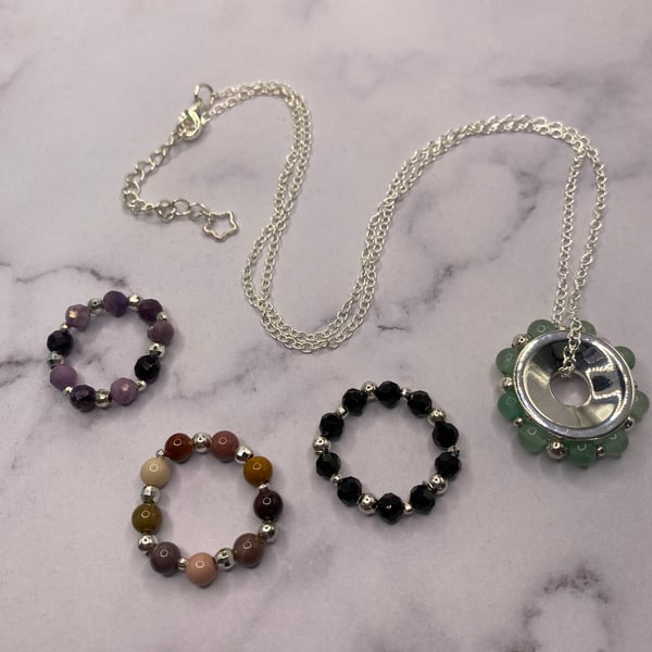 4 Looks in 1 silver plated pendant with aventurine, fluorite and mookaite