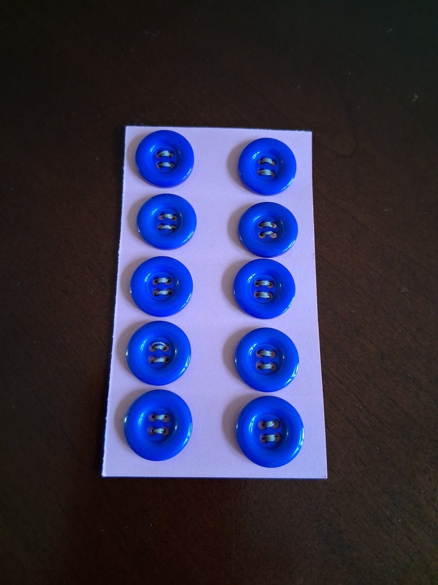 10 ROYAL BLUE ROUND BUTTONS