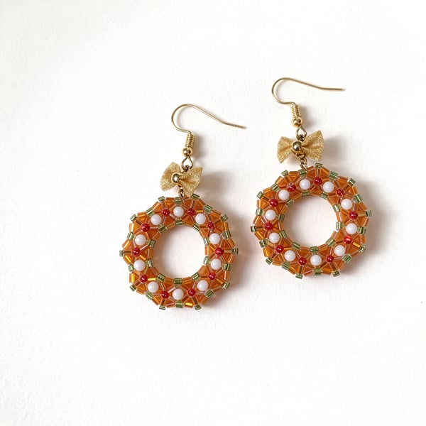 Handmade Beaded Christmas Wreath Earrings with Golden Bow Detail