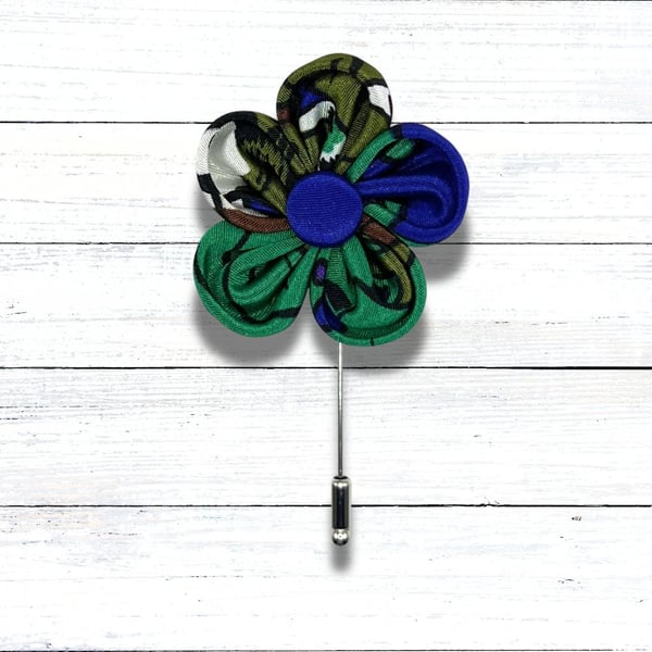 Handcrafted Kanzashi Fabric Flower Lapel Pin – Green, Blue & Brown Petals