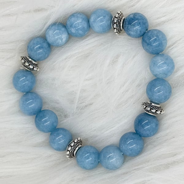 Aquamarine beaded bracelet