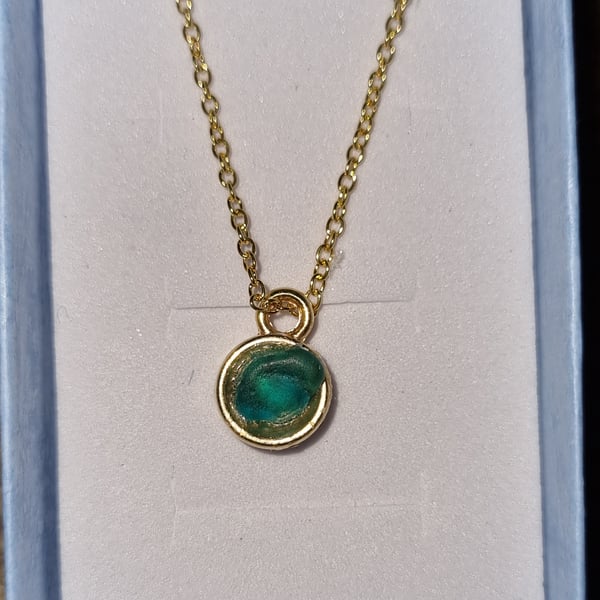 Green seaglass pendant