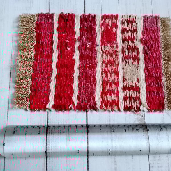 Dolls house chunky rustic rug red and cream stripes with fringe